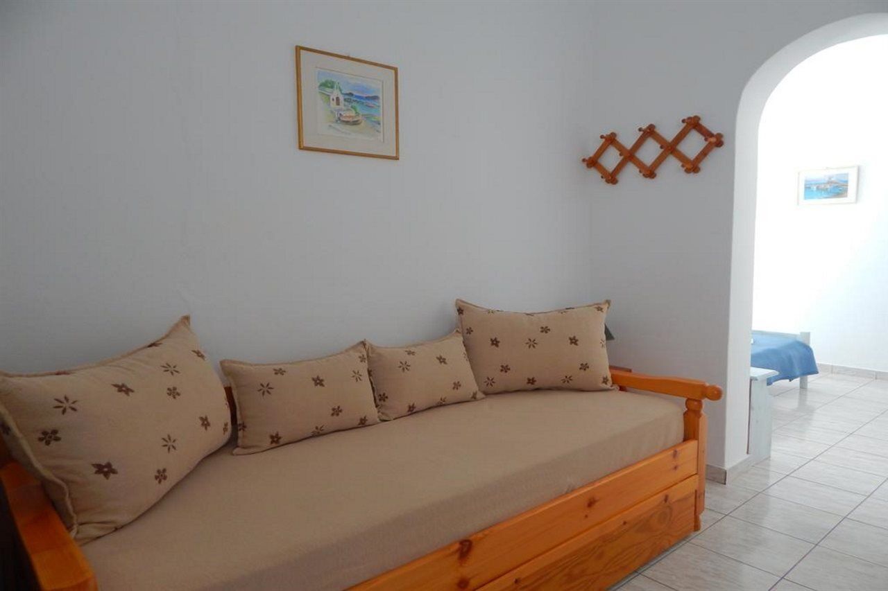 Evgenia Rooms And Apartments Folégandros 外观 照片